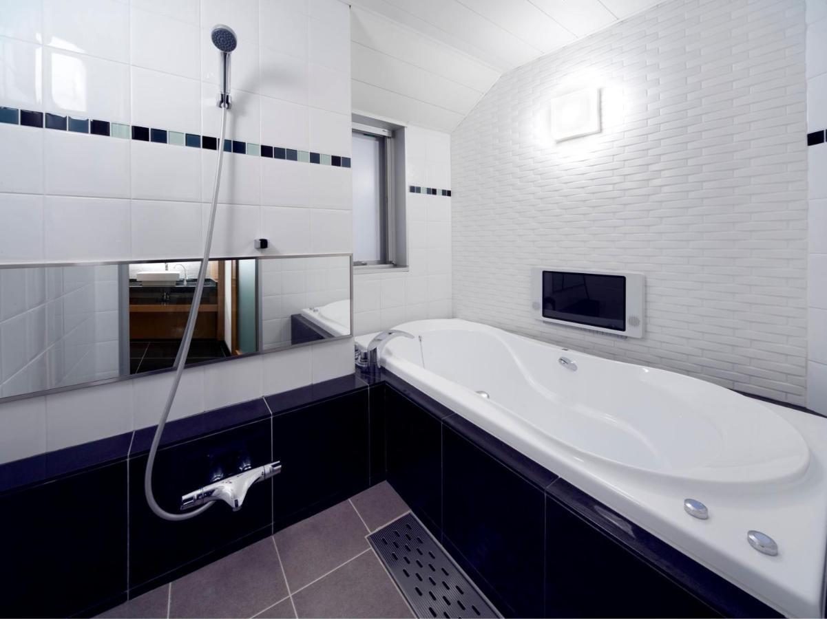 Hotel Aperto (Adults Only) Tokyo Exterior photo