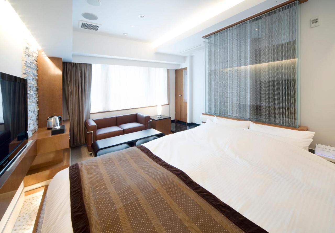 Hotel Aperto (Adults Only) Tokyo Exterior photo