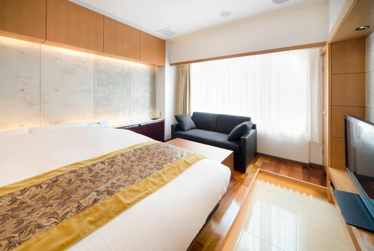 Hotel Aperto (Adults Only) Tokyo Exterior photo